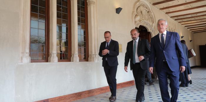La RAE celebra este jueves en Zaragoza un pleno extraordinario