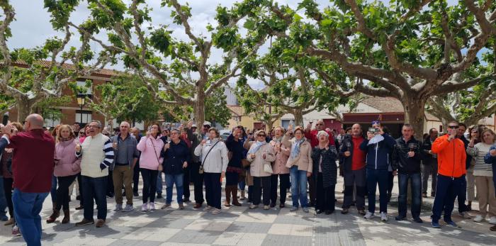 Los vecinos de Cariñena han participado en el brindis colectivo del Día del Vino.