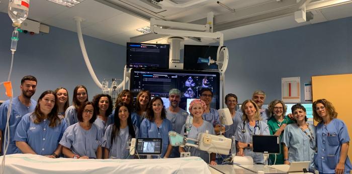 El tratamiento se realizó en una de las salas de Hemodinámica del Hospital Universitario Miguel Servet