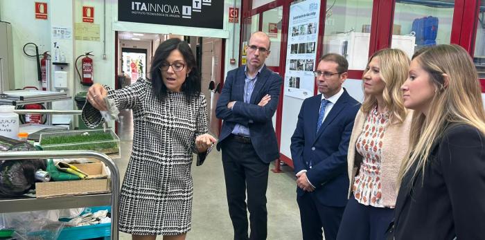 Mar Vaquero ha visitado este martes el Instituto Tecnológico de Aragón