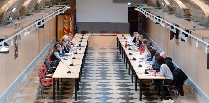 El departamento de Educación y las organizaciones sindicales acuerdan han pactado en Mesa Sectorial la renovación del acuerdo de interinos.