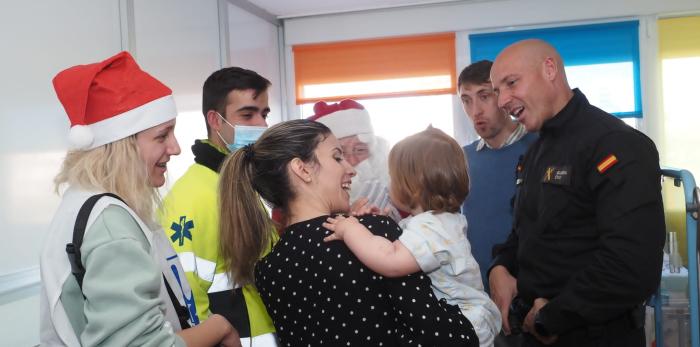 Visita de Papa Noel al Hospital Infantil Miguel Servet de Zaragoza