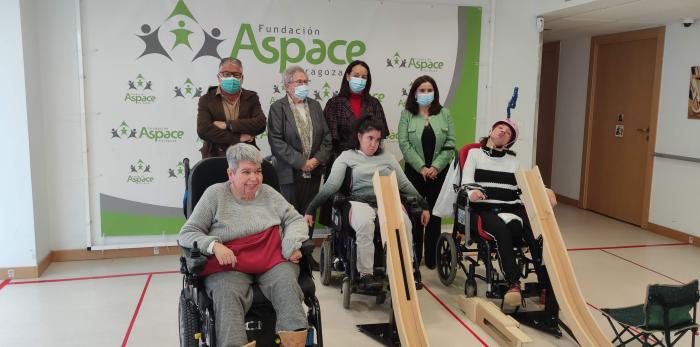 La consejera Susín ha recorrido este martes las instalaciones de ASPACE en Zaragoza