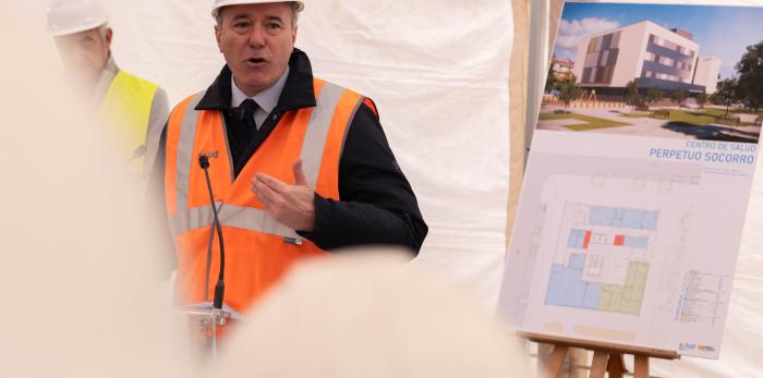Acto de colocación de la primera piedra del nuevo centro de Salud del Perpetuo Socorro de Huesca