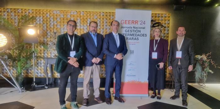 Inauguración y participantes en la Jornada Nacional de Gestión de Enfermedades Raras, en Zaragoza
