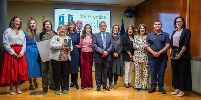 La XV edición de los Premios Atades se han desarrollado este jueves en la sala Goya del Palacio de la Aljafería