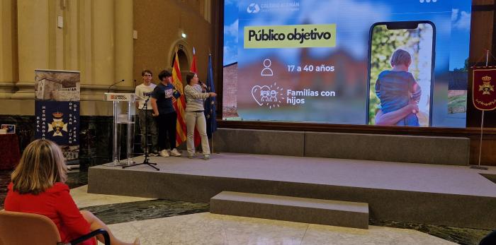 Los alumnos del Colegio Condes de Aragón y los del Colegio Alemán han sido los ganadores del Plan de Comunicación Digital