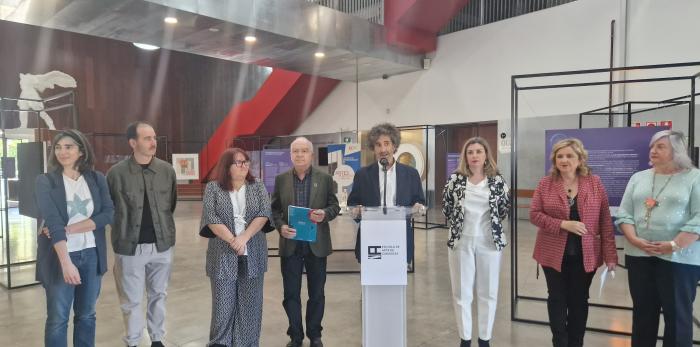 La exposición se podrá visitar en el hall de entrada de la Escuela de Arte hasta el día 14 de mayo