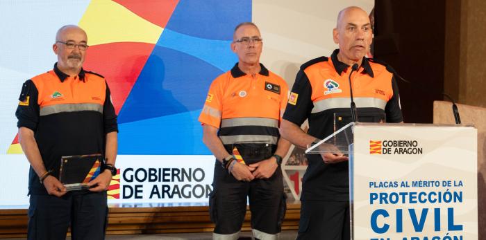 Acto de entrega de placas al Mérito de la Protección Civil en la Sala de la Corona del Edificio Pignatelli.