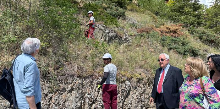 Visita a Albarracín de la consejera de Presidencia, Tomasa Hernández, y los directores generales de Cultura y Patrimonio Cultural, Pedro Olloqui y Gloria Pérez.