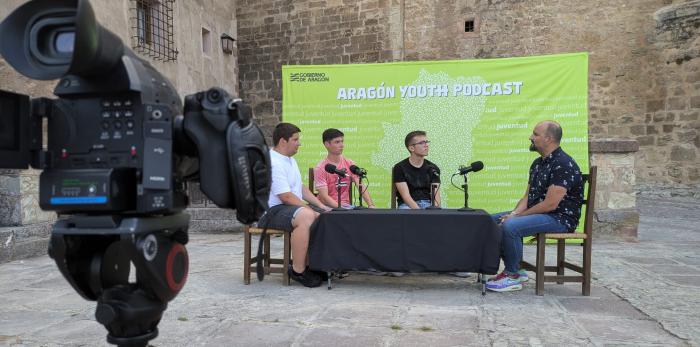 El vídeo-podcast Aragón Youth Podcast está grabando sus primeros 10 episodios por las tres provincias este verano