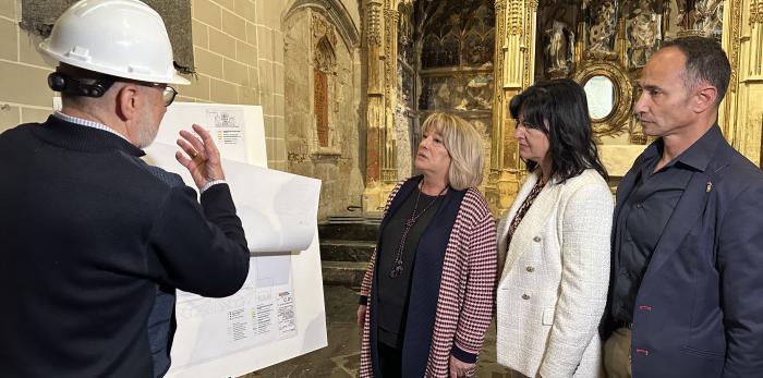 Visita de la consejera a la Basílica de Santa María de los Corporales de Daroca.