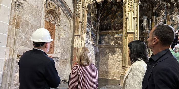 Visita de la consejera a la Basílica de Santa María de los Corporales de Daroca.