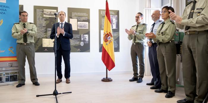 El Coronel Director del Hospital General de la Defensa de Zaragoza, Alfredo Buisán, y el consejero de Sanidad del Gobierno de Aragón, José Luis Bancalero Flores, visitan la nueva Unidad de Salud Mental Infanto Juvenil del sector sanitario Zaragoza II, pue