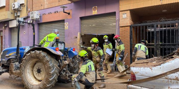 El operativo aragonés trabaja en la labores de apoyo de Catarroja.