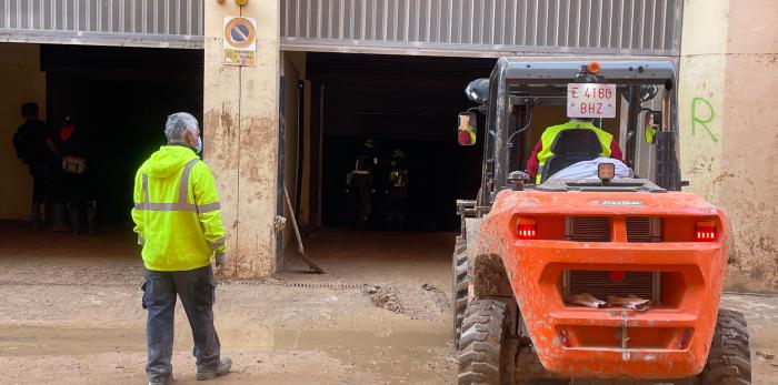 El operativo aragonés trabaja en la labores de apoyo de Catarroja.