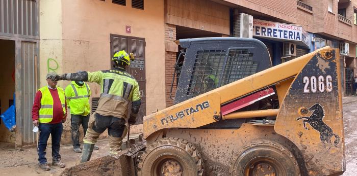 El operativo aragonés trabaja en la labores de apoyo de Catarroja.