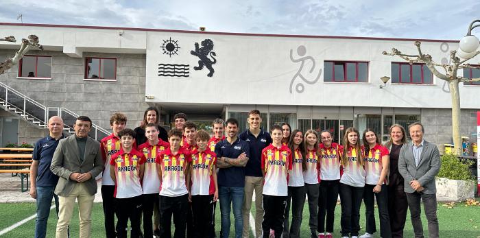 La selección española de triatlón paralímpico se concentra en Zaragoza.
