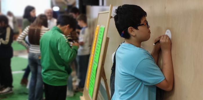 Este viernes la sala Bayeu del Edificio Pignatelli ha acogido la jornada por el Día de la Infancia