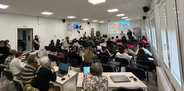 La Hora del Código se ha celebrado oficialmente, por segundo año consecutivo, en el Centro de Profesorado de Calatayud.