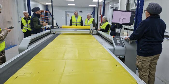 José Manuel Aranda y Mar Paños en la visita a Iberia Compositech Manufacturing