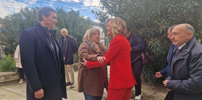 La consejera ha participado en la celebración del 50 aniversario del centro, junto a la ministra de Educación.