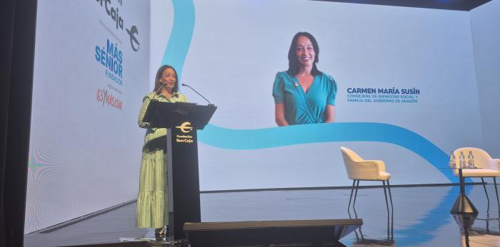 A la presentación del proyecto, que se ha presentado en el Campus Fundación Ibercaja, en Cogullada, también han asistido el director gerente del IASS, Ángel Val, y el director general de Mayores, Máximo Ariza