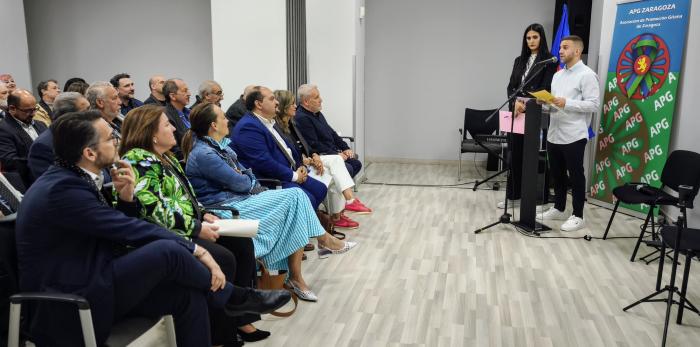 Este jueves se ha inaugurado un nuevo centro de formación de la Asociación de Promoción Gitana en Zaragoza