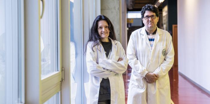 Investigadores de los dos proyectos financiados por Aspanoa sobre inmunoterapias para tratar el cáncer