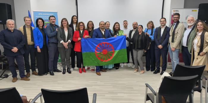 Este jueves se ha inaugurado un nuevo centro de formación de la Asociación de Promoción Gitana en Zaragoza