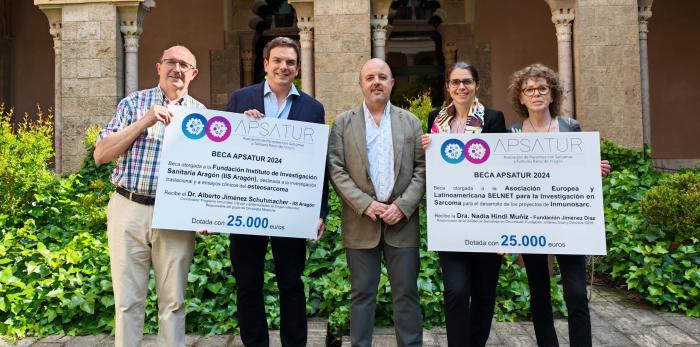 Imágenes de la entrega de becas de APSATUR Aragón