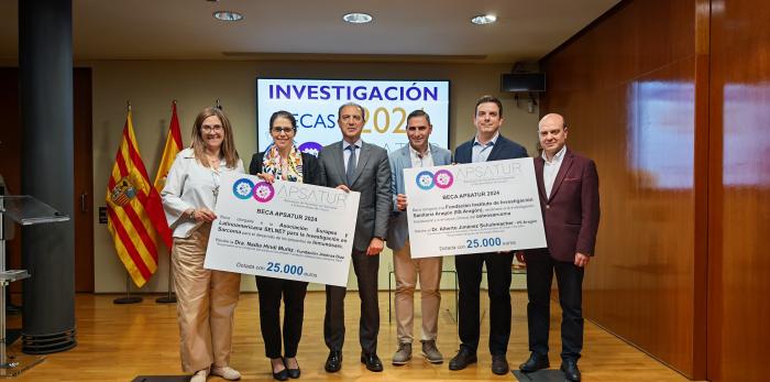 Imágenes de la entrega de becas de APSATUR Aragón