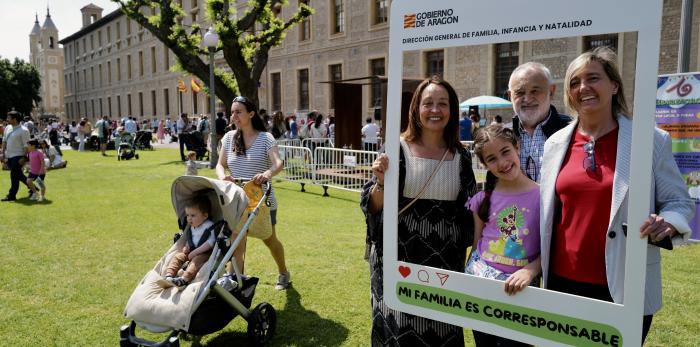 Este domingo los Jardines del Pignatelli han recibido a más de 2.000 familias en el Día de las Familias