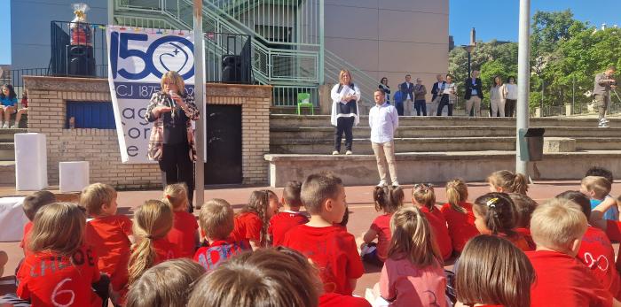 La consejera de Educación ha participado en el 150 aniversario del colegio Sagrado Corazón de Jesús de Zaragoza.