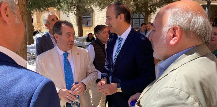 Imagen del artículo El consejero de Sanidad asiste al tricentenario del Santuario de la Virgen del Pueyo de Belchite
