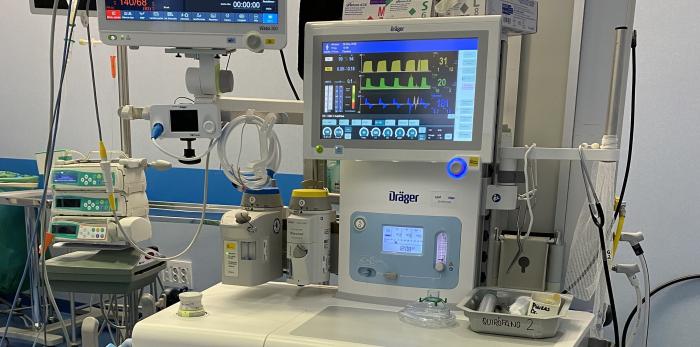 Una de las dos máquinas de anestesia con monitorización hemodinámica del Hospital Nuestra Señora de Gracia.