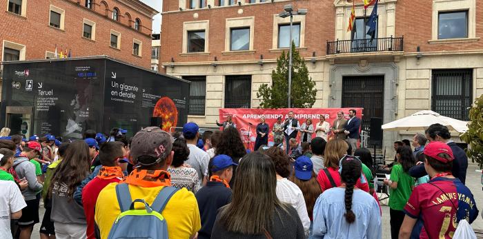 Image 3 of article Cerca de 300 escolares participan en el mercado de 'Aprendiendo a Emprender', que se ha celebrado por primera vez en Teruel