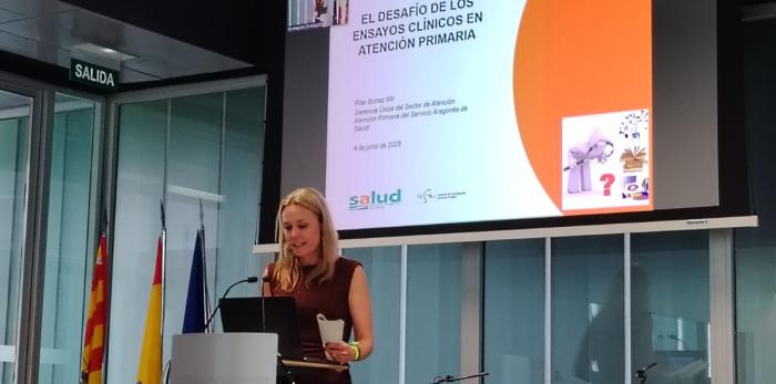 La gerente de Atención Primaria, Pilar Borraz, interviene en la jornada 'El desafío de los ensayos clínicos en Atención Primaria'.