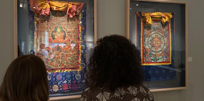 Presentación de la exposición 'Tesoros. Colecciones de arte asiático del Museo de Zaragoza', este jueves en La Lonja.