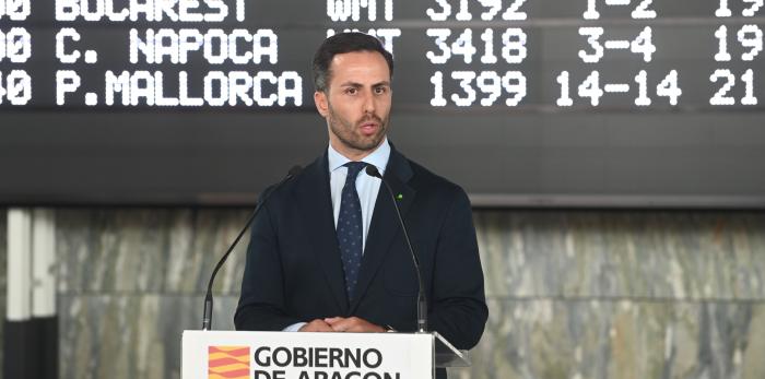 Imágenes del acto de presentación de las nuevas frecuencias entre Aragón y Canarias.