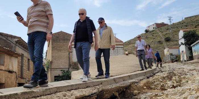 Octavio López ha visitado varios tramos de la red autonómica y varios municipios.