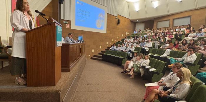 Entrega de premios de investigación y despedida residentes Sector 2 en el Hospital u Miguel Servet