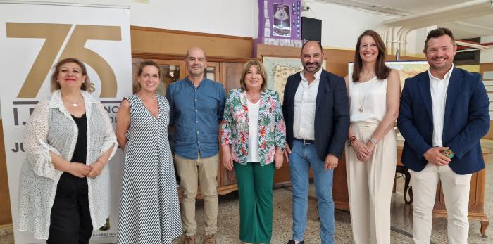 La consejera ha visitado hoy el IES Hermanos Argensola de Barbastro.