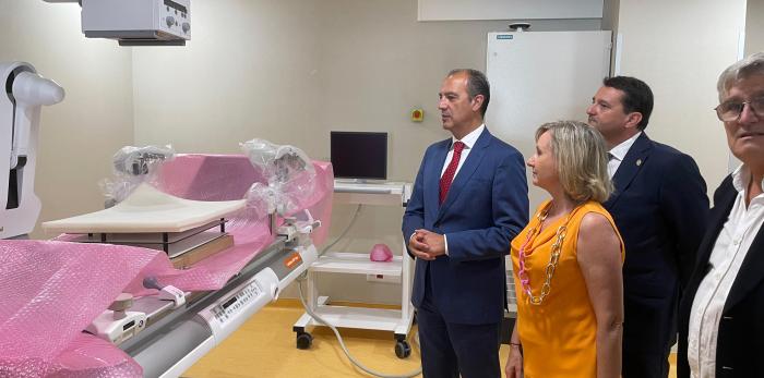 Visita a varias zonas del nuevo hospital de Alcañiz