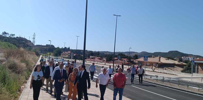 Visita a varias zonas del nuevo hospital de Alcañiz