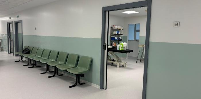 Zona renovada en el área de Urgencias de Traumatología del Hospital Universitario Miguel Servet de Zaragoza.