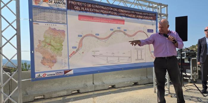 Visita del consejero Octavio López a las obras A-226.
