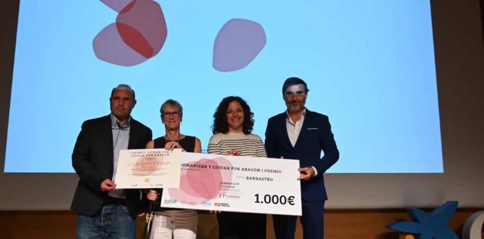 Acto de entrega de los I Premios HumanizAR y CuidAR por Aragón.