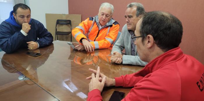 OOctavio López se ha reunido con los acaldes y técnicos de los ayuntamientos afectados en el Ayuntamiento de Cadrete.a reunido con los acaldes y técnicos de los ayuntamientos afectados en el Ayuntamiento de Cadrete.