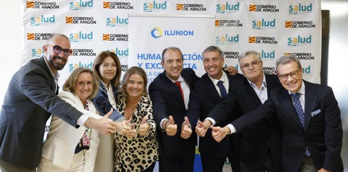 El consejero de Sanidad clausura la Jornada ‘Humanización y excelencia en la atención sanitaria’, que se ha celebrado este miércoles en el Hospital Clínico Universitario Lozano Blesa de Zaragoza.